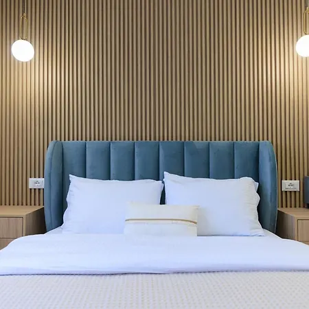 Apartment Syncron Centre Skyline Rooftop