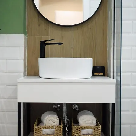 Syncron Centre Skyline Rooftop Apartment Tirana