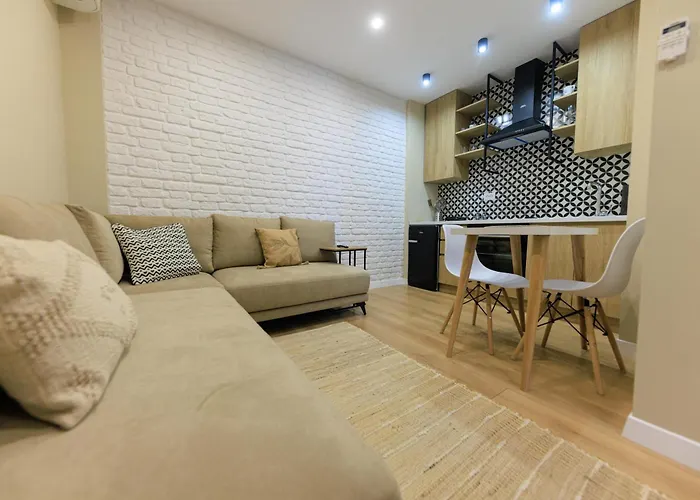 Syncron Centre Skyline Rooftop Appartement Tirana