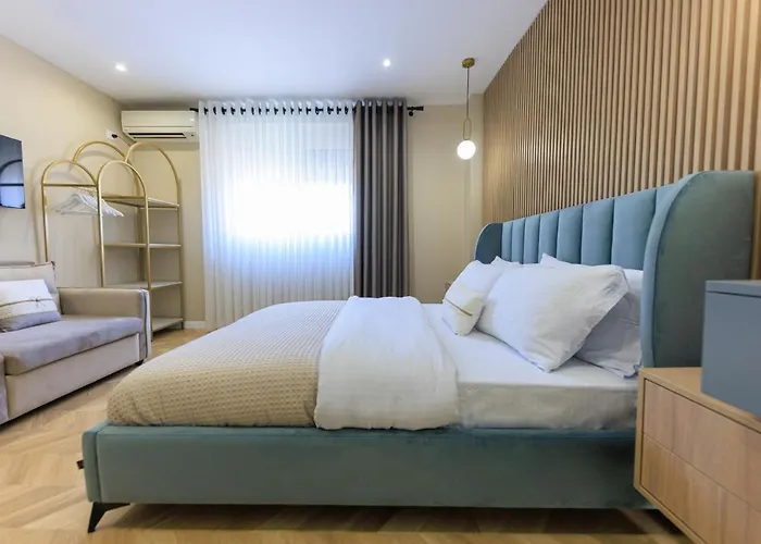 Syncron Centre Skyline Rooftop * 地拉那