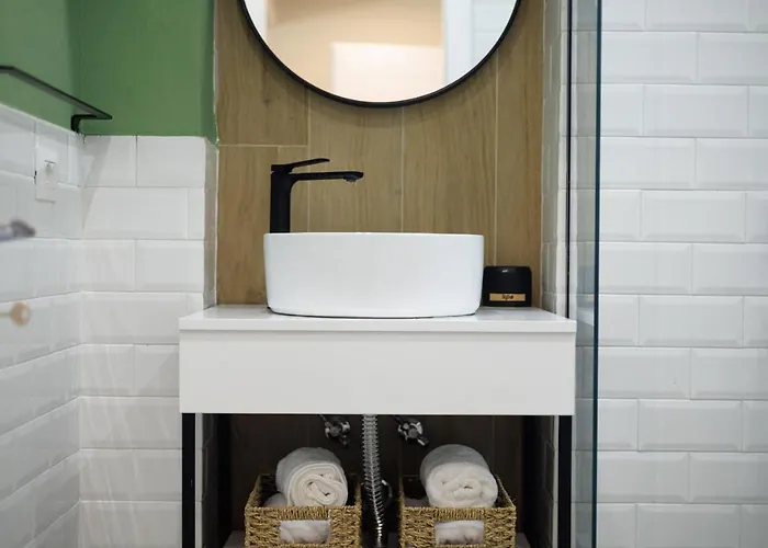 Syncron Centre Skyline Rooftop 公寓 地拉那